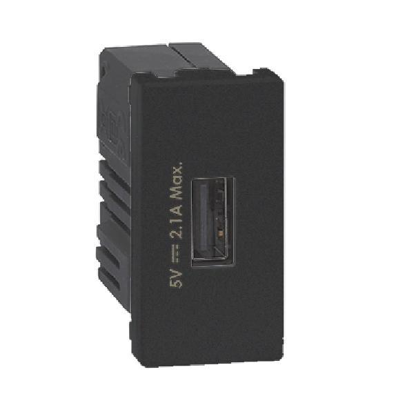K45 ładowarka USB K45 USB 2.0 - A 5V napięcie:DC 2,1A 45x22,5mm grafit
