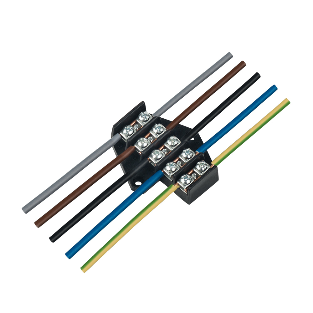 listwa odgałęźna 5x2.5 56x54x18mm