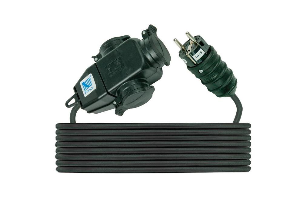 trójnik 3x250V, 16A, z wtyczką i przewodem gumowym H05RR F 3x1,5 - 5m, IP 44