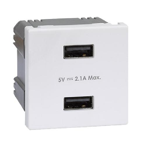 K45 ładowarka USB K45 USB 2.0 - A 5V napięcie:DC 2,1A 45x45mm czysta biel