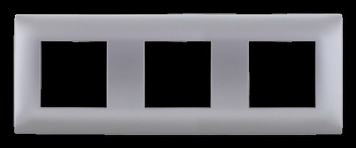 ramka DANTE 3-kr.inox (tworz.lakier.)