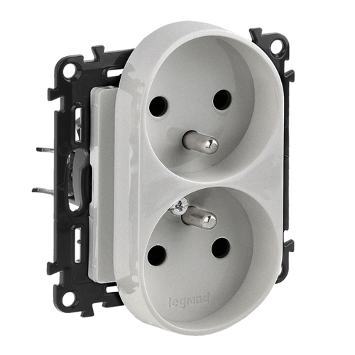 gniazdo VALENA LIFE podwójne 2X2P+Z aluminium